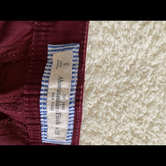 Abercrombie shorts - Picture 2 of 4